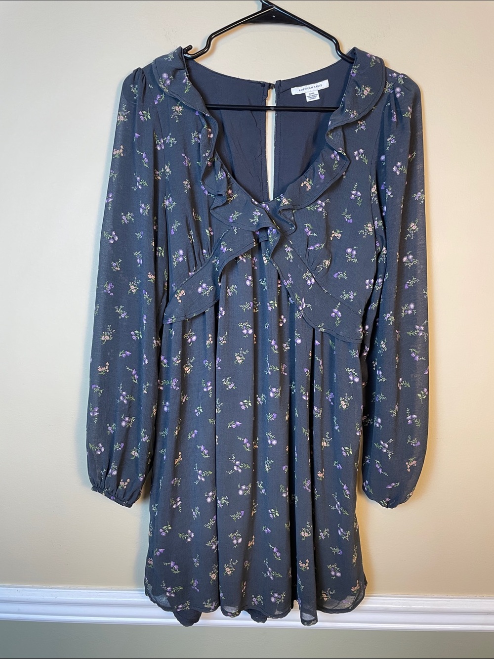 American Eagle Women’s Boho Floral Print Gray Ruffles Long Sleeve Mini Dress